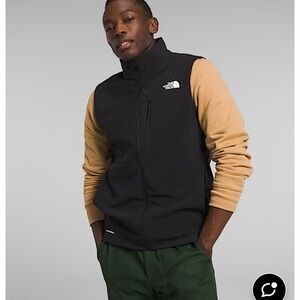The North Face Men's Black and Tan Vest